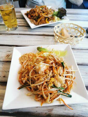 acton thai food